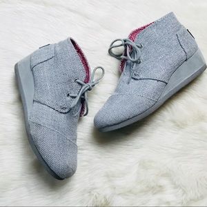 TOMS Desert Wedge bootie Silver Metallic Shoes